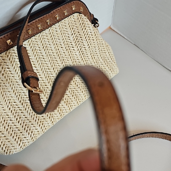 Stylish Cream and Brown Women's Bag - Picture 4 of 9